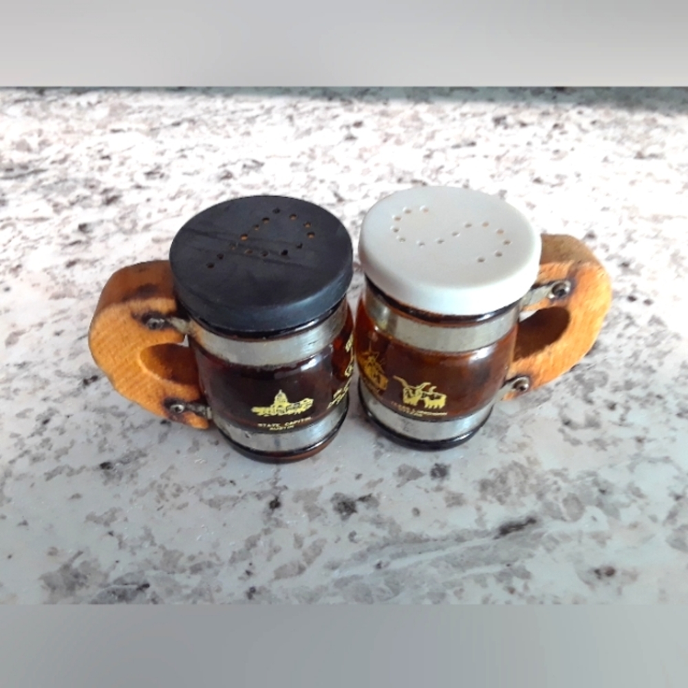Vintage  Salt + Pepper Texas Amber Glass  Barrell   Shakers with Wood Handles